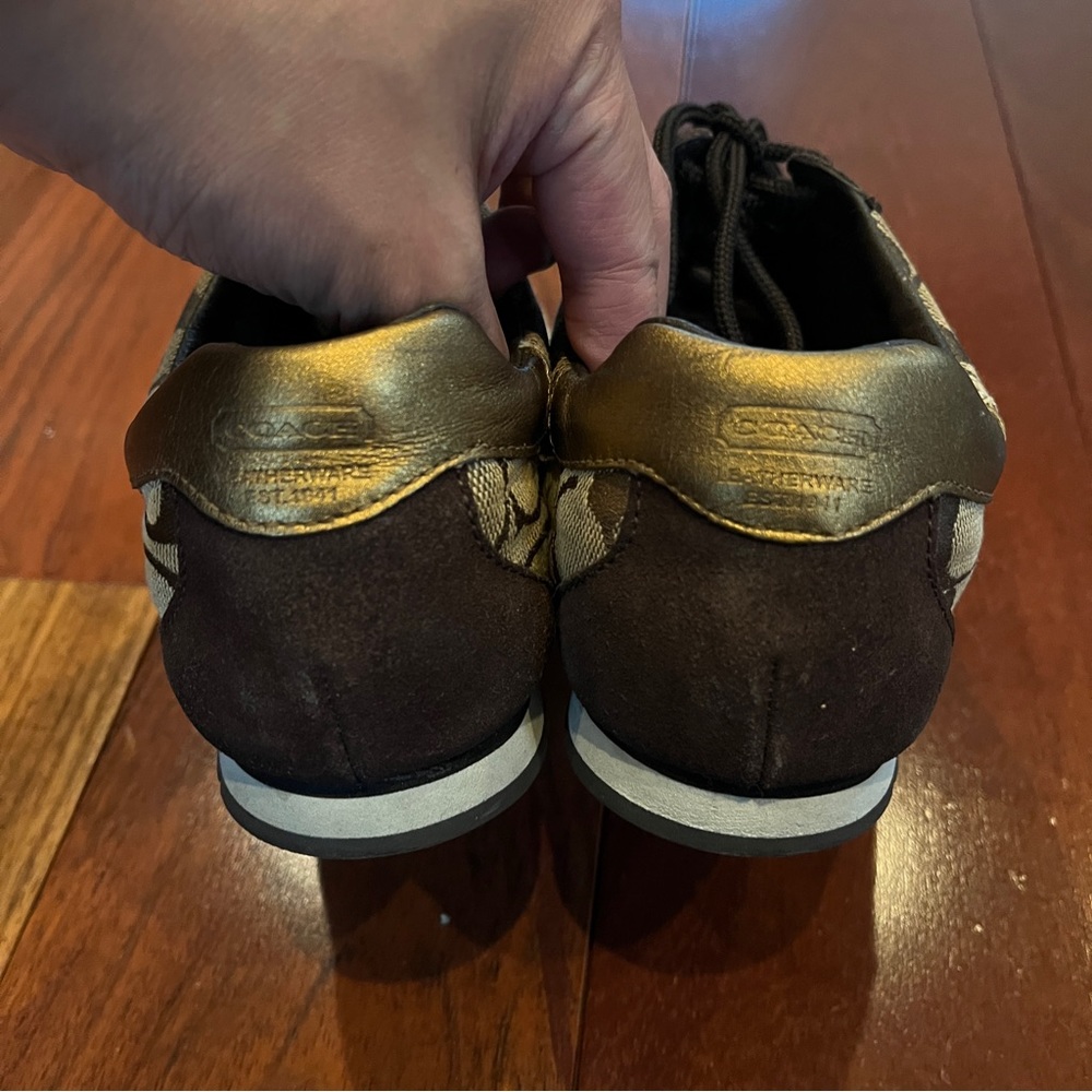 COACH WOMEN SNEAKERS - Picture 7 of 8